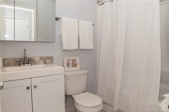 Building Photo - 1302 Kienast Dr