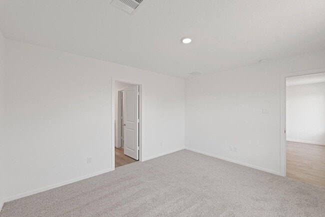 Building Photo - 3096 Nori Shores Dr