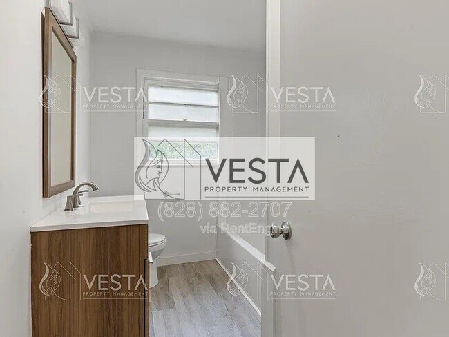 Building Photo - 34 Huffman Rd