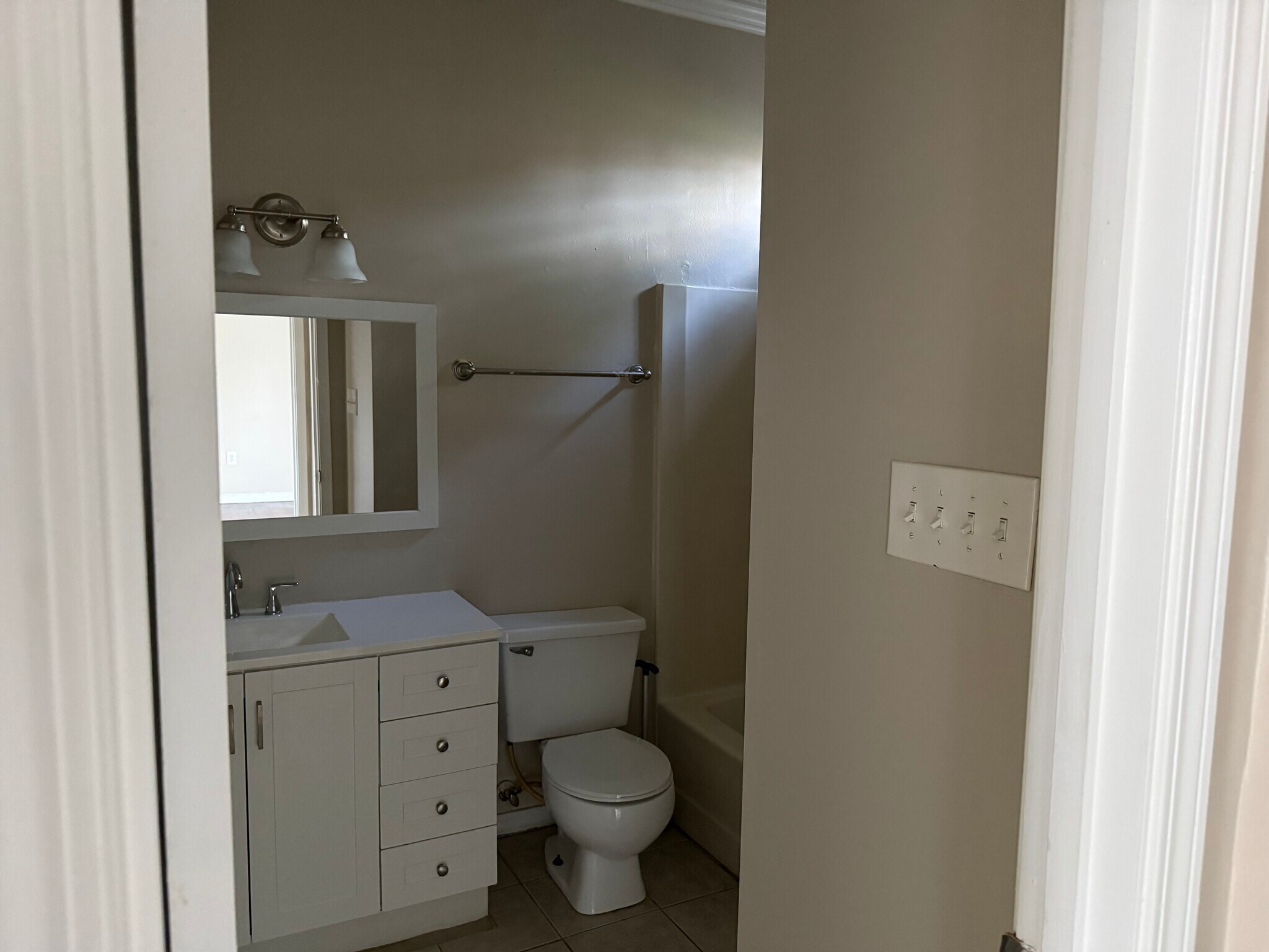 Building Photo - 8023 Bayou Fountain Ave