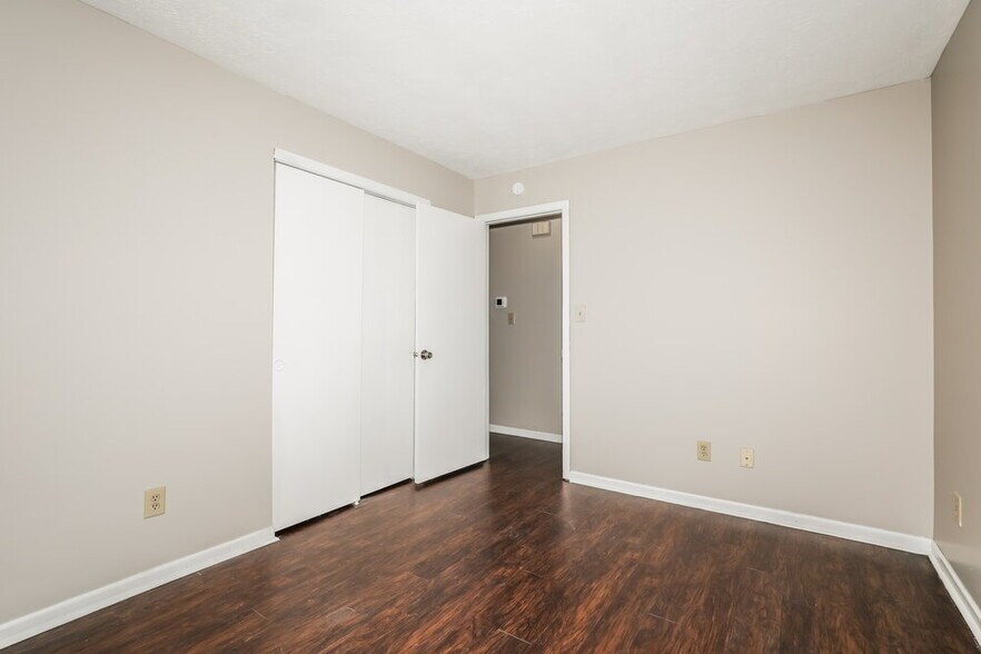 Building Photo - 5149 Emmert Dr