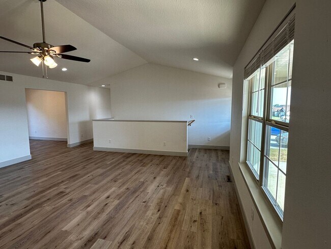 Building Photo - Now LEASING in Summit Pass! Available May 18, 2026!