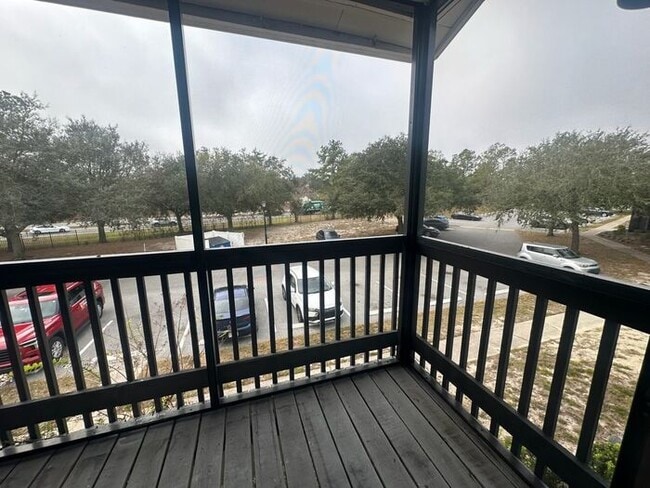 Building Photo - ** Move in Special HALF off your first months rent** NEWLY renovated 2 bedroom/1 bath condo in Ca...