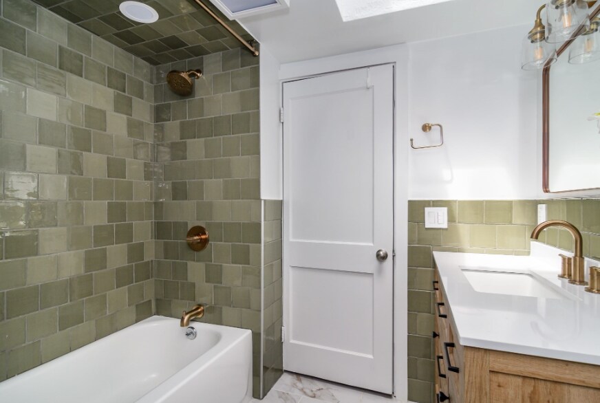 Building Photo - 7 Ferndale Rd