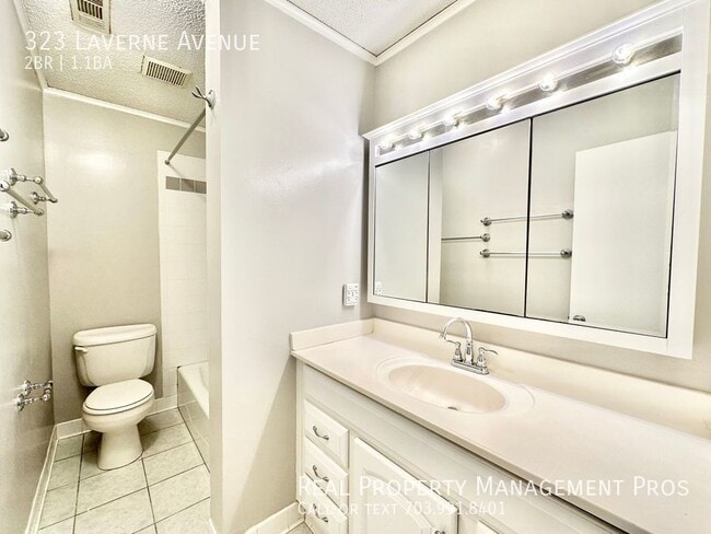 Building Photo - 323 Laverne Ave