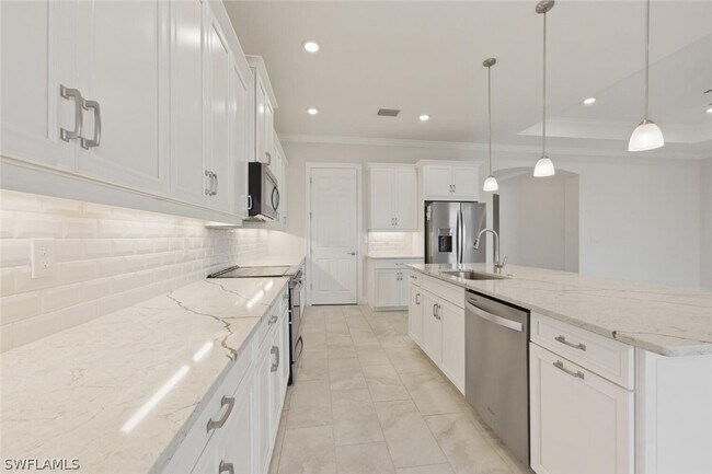 Building Photo - 28053 Captiva Shell Lp