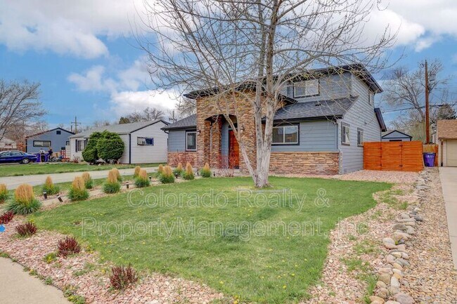 Building Photo - 2581 S Hazel Ct