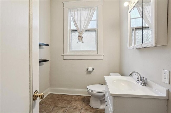 Building Photo - 3808 Napoleon Ave