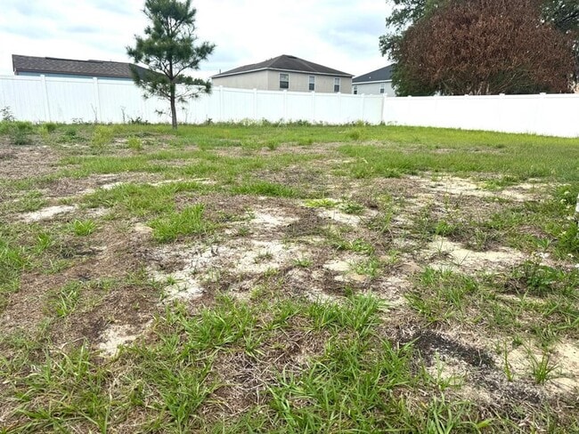 Building Photo - 863 Hudson Valley Dr