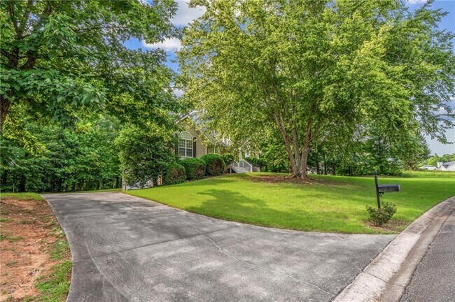 Building Photo - 6920 Autumn Hills Dr