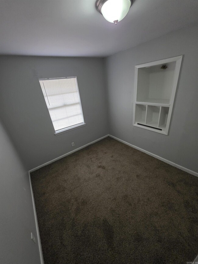 Building Photo - 8904 Merrymen Rd