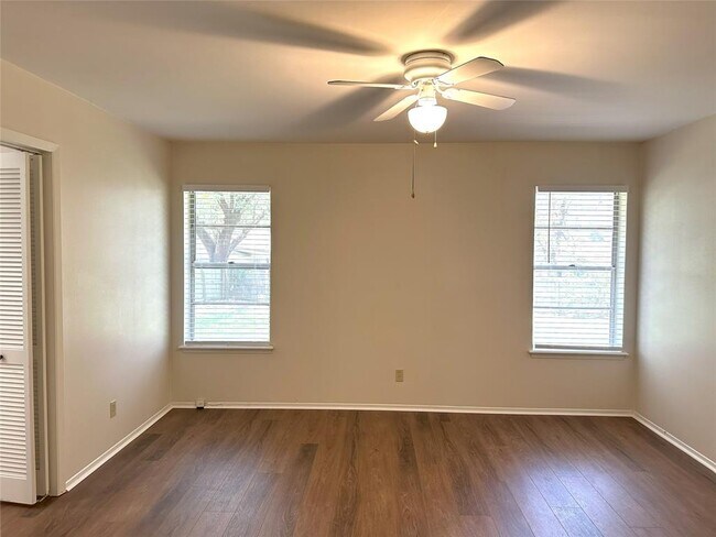 Building Photo - 5504 Chadwyck Dr