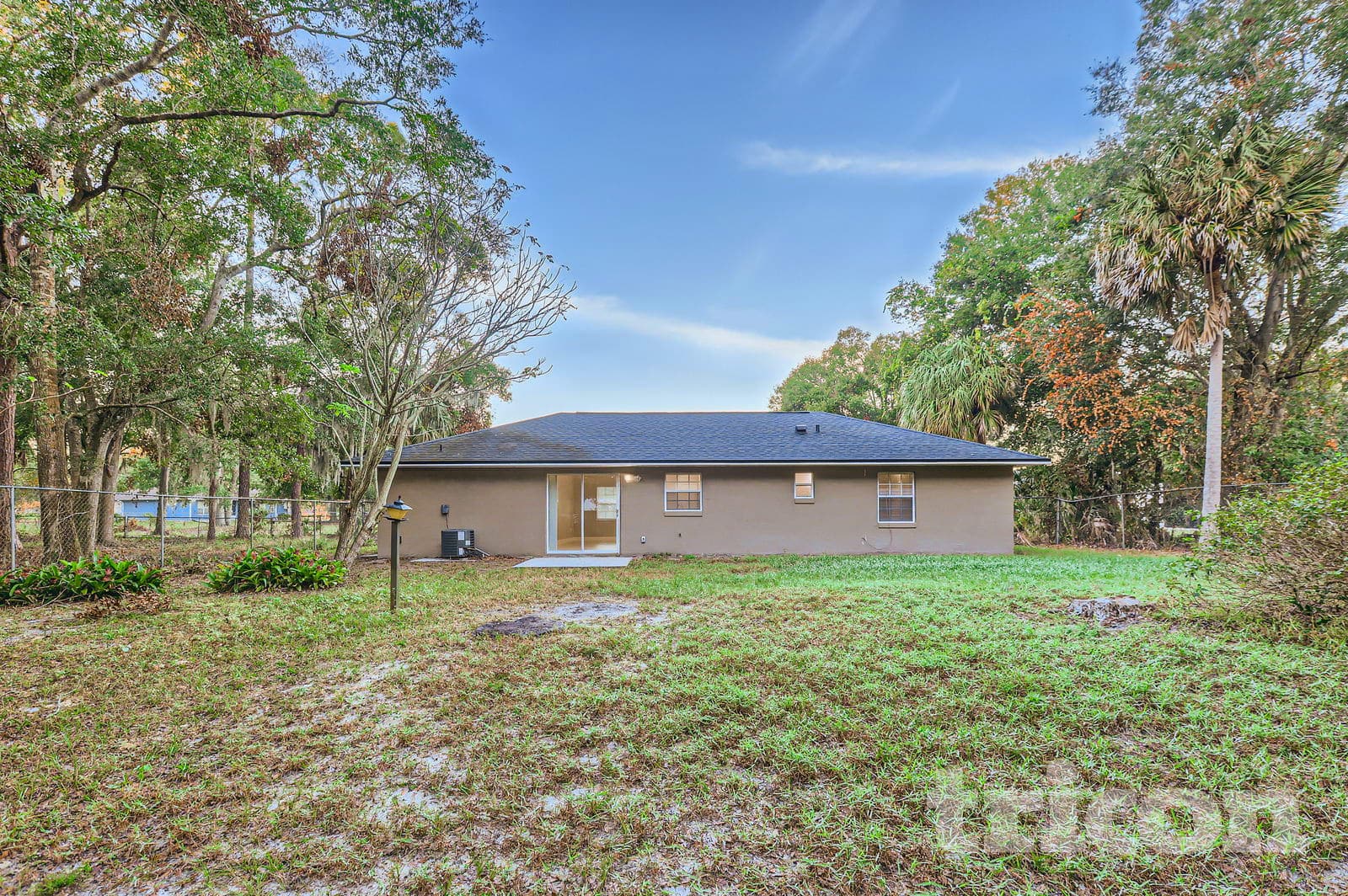 Building Photo - 2527 Orange Ave