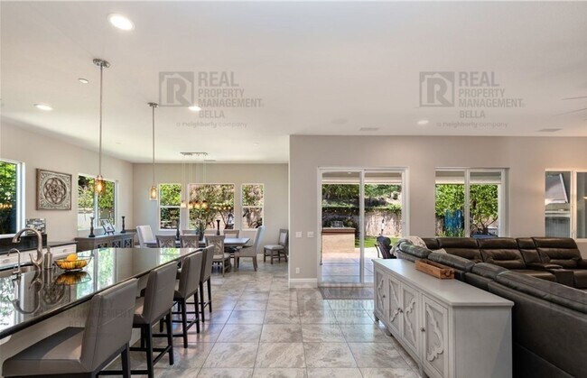 Building Photo - 32176 Golden Eye Dr