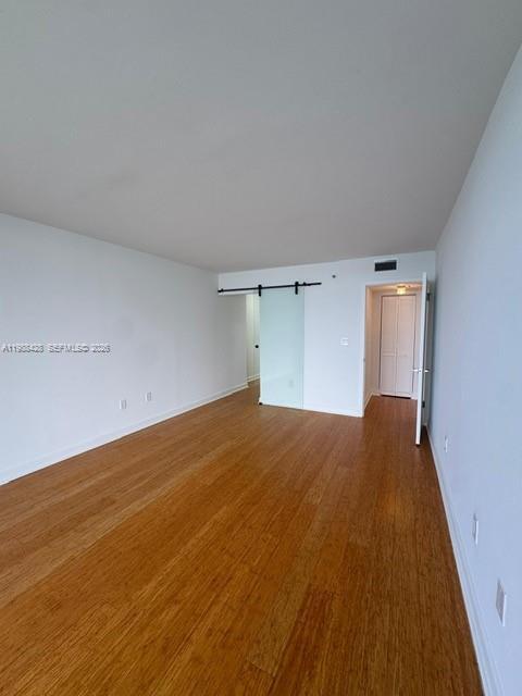 Building Photo - 801 N Venetian Dr