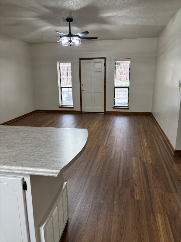 Building Photo - 3027 Waterworks Rd