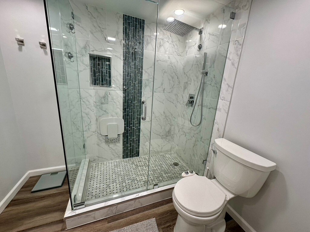 Primary En Suite - 933 Cypress Grove Dr