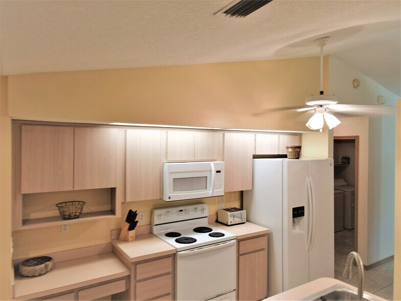 Building Photo - 19615 SW 93rd Lane