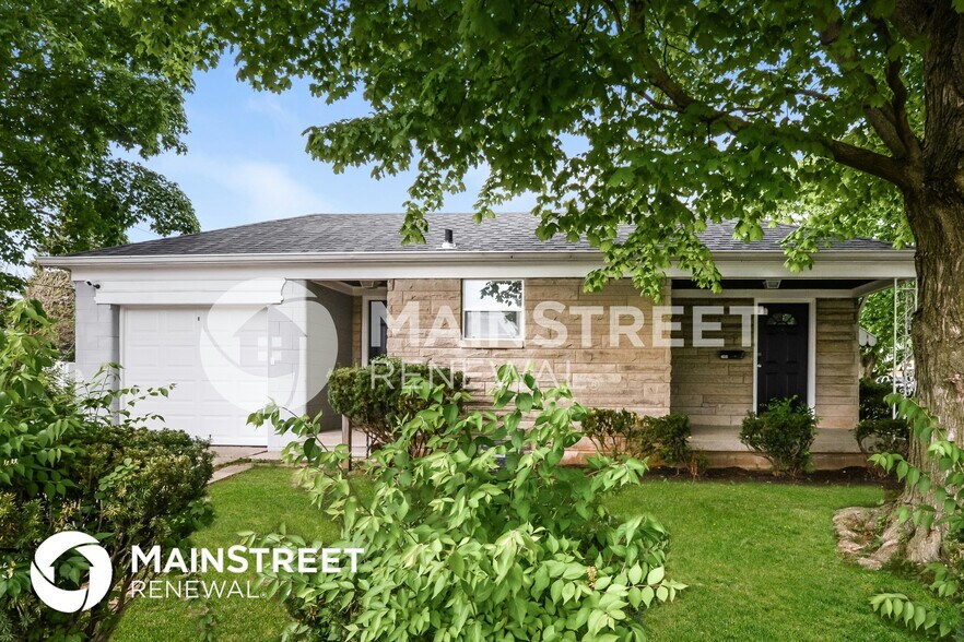 Primary Photo - 2804 N Moreland Ave