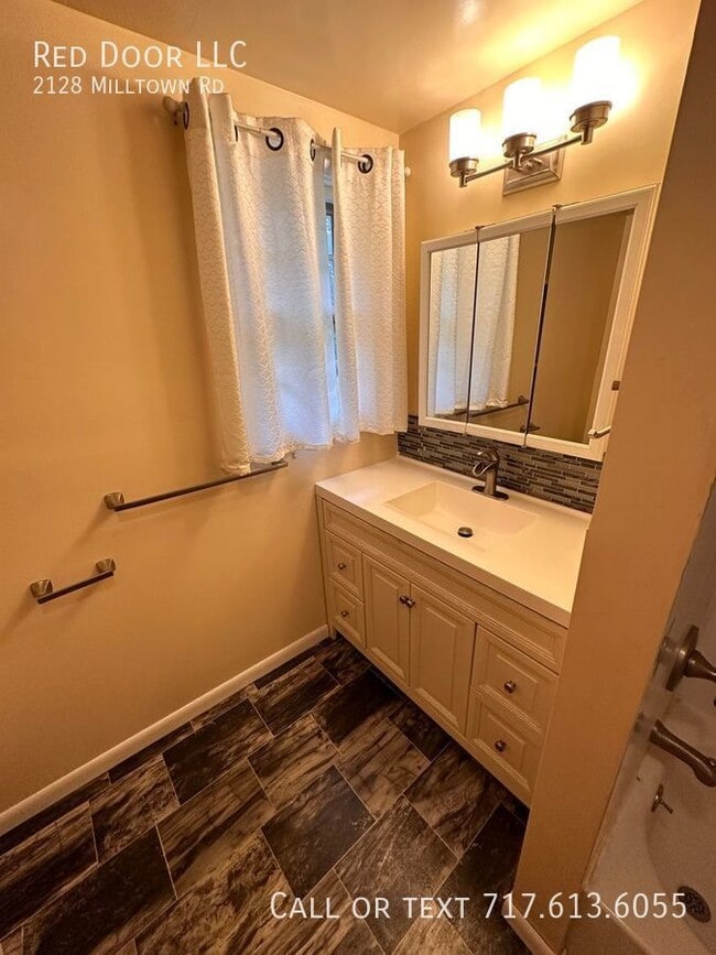 Building Photo - 2128 Milltown Rd