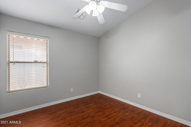 Building Photo - 12328 W Medlock Dr