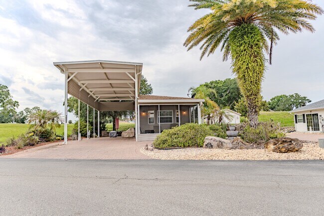 Building Photo - 1000 Deer Creek Blvd