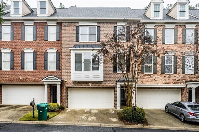 Building Photo - 600 Vinings Estates Dr SE