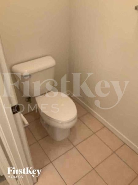 Building Photo - 29365 N 67th Dr