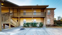 Building Photo - 895 Silverwood