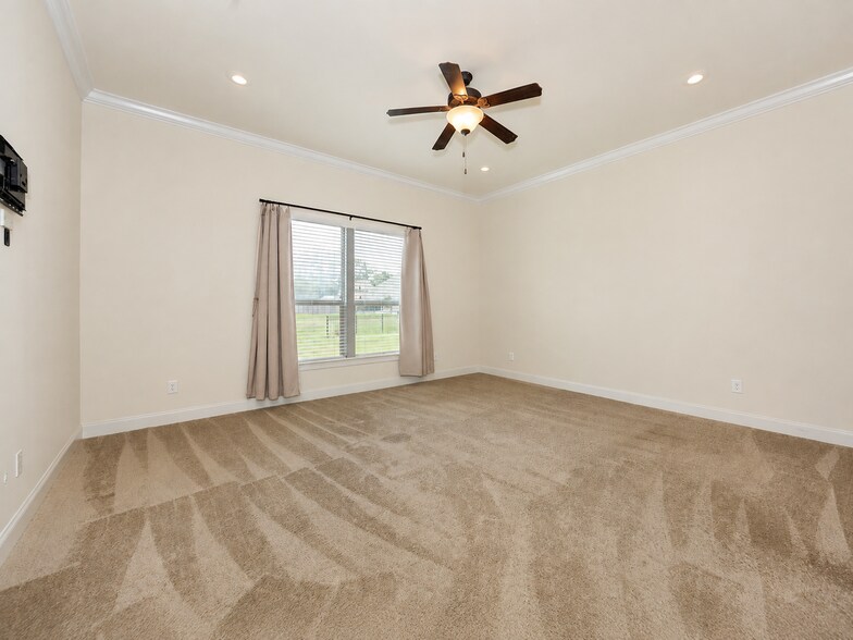 Building Photo - 37436 Amalfi Dr