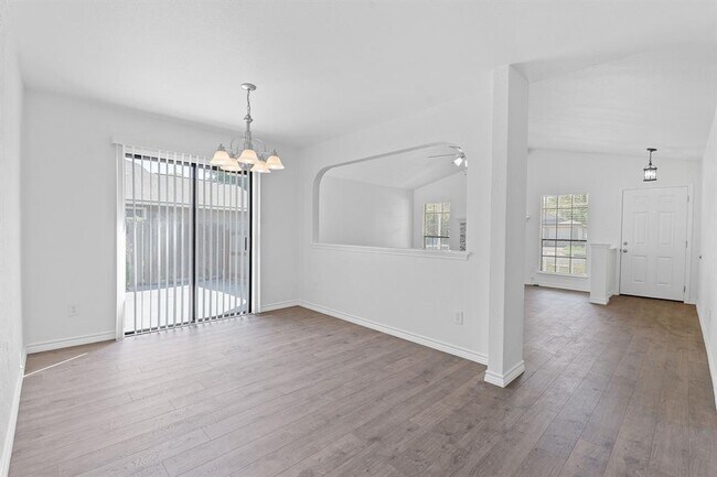 Building Photo - 11500 Ruffed Grouse Dr