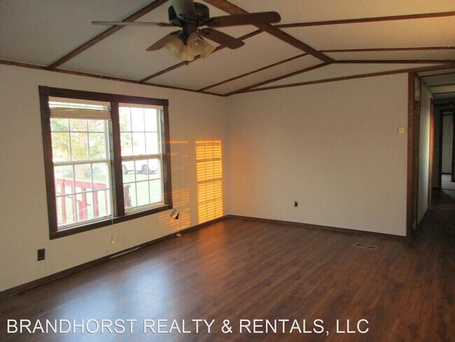 Building Photo - 2 br, 1 bath House - 10851 N. 2440 Rd Weat...