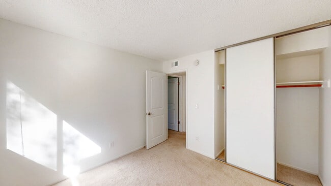 Building Photo - 410 Alameda del Prado