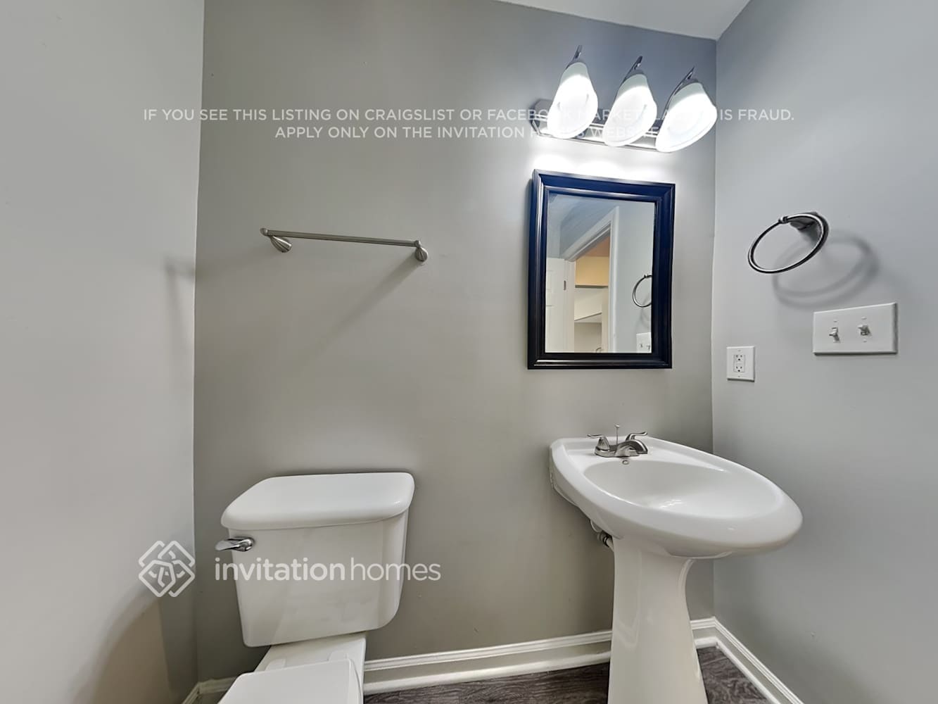 Building Photo - 12122 Stewarts Crossing Dr