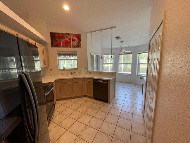 Building Photo - 2710 Augusta Dr