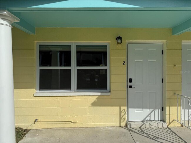 Building Photo - 7057 Sunset Dr S
