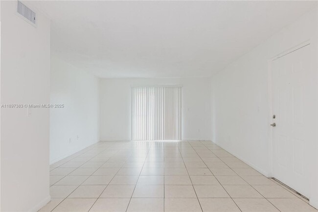 Building Photo - 2020 NW 119th St