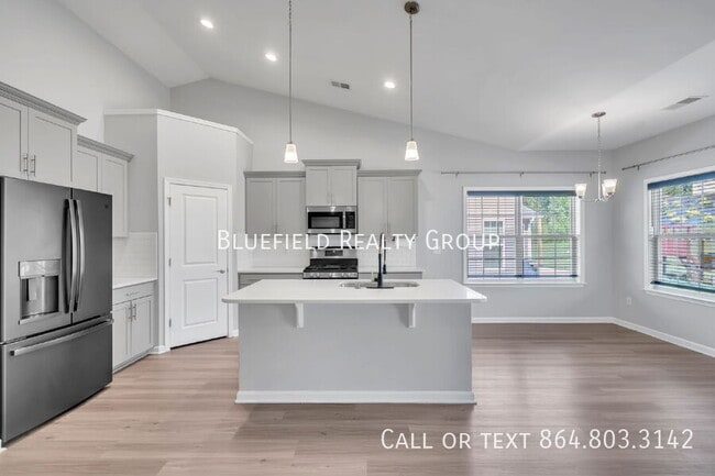 Building Photo - 194 Crisp Cameo Ct
