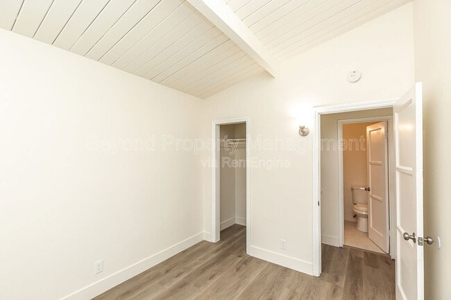 Building Photo - 1407 Bush St