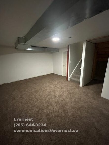 Building Photo - 1208 Green Dr