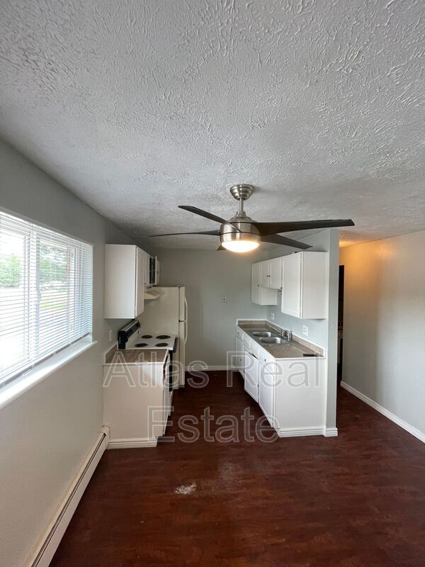 Building Photo - 12111 W Nevada Dr