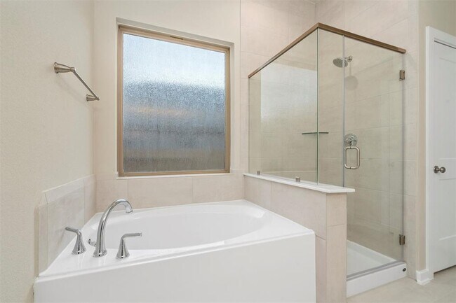 Building Photo - 119 Lukewood Cir