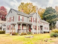 Building Photo - 10 Russell St