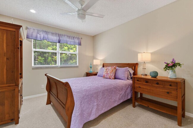 Building Photo - 2074 Mainsail Cir