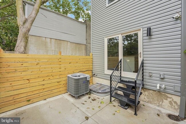 Building Photo - 2602 Earp St