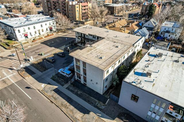 Building Photo - 590 Logan St