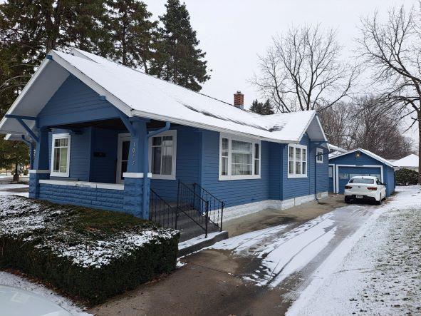 Building Photo - 1015 Mineral Point Ave