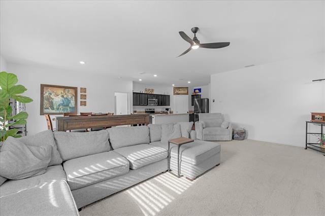 Building Photo - 10357 Jameson Ln