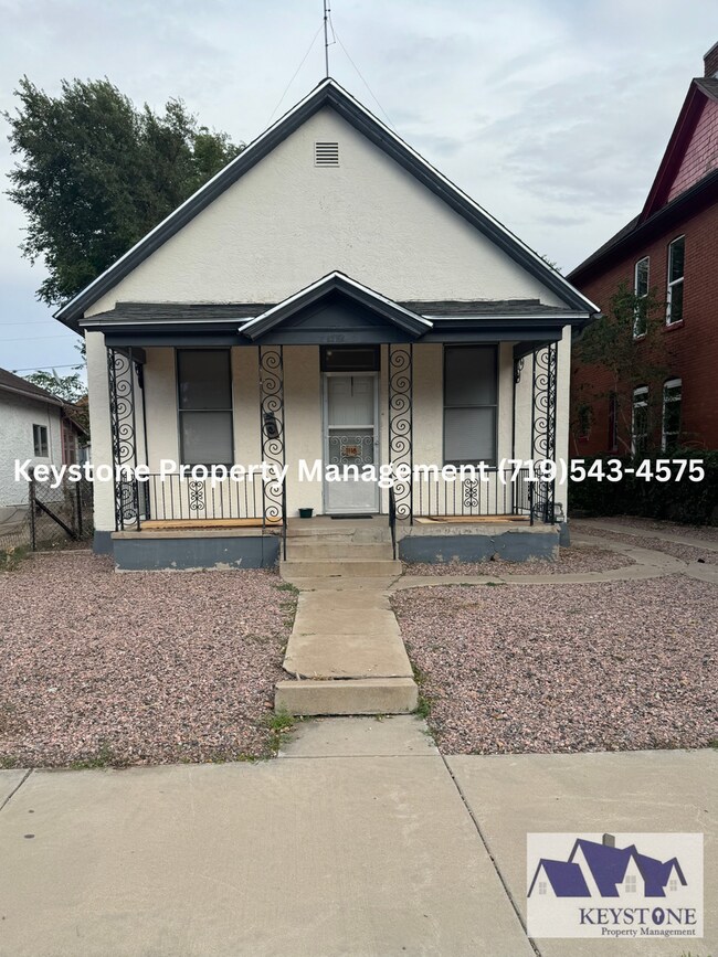 Building Photo - New Kitchen Appliances! South-side Home 1 Bedroom/1 Bath House $1000/$1000