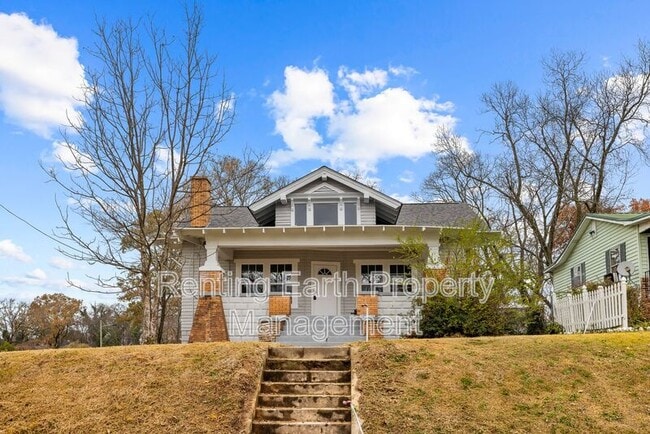 Building Photo - 2204 28th St N